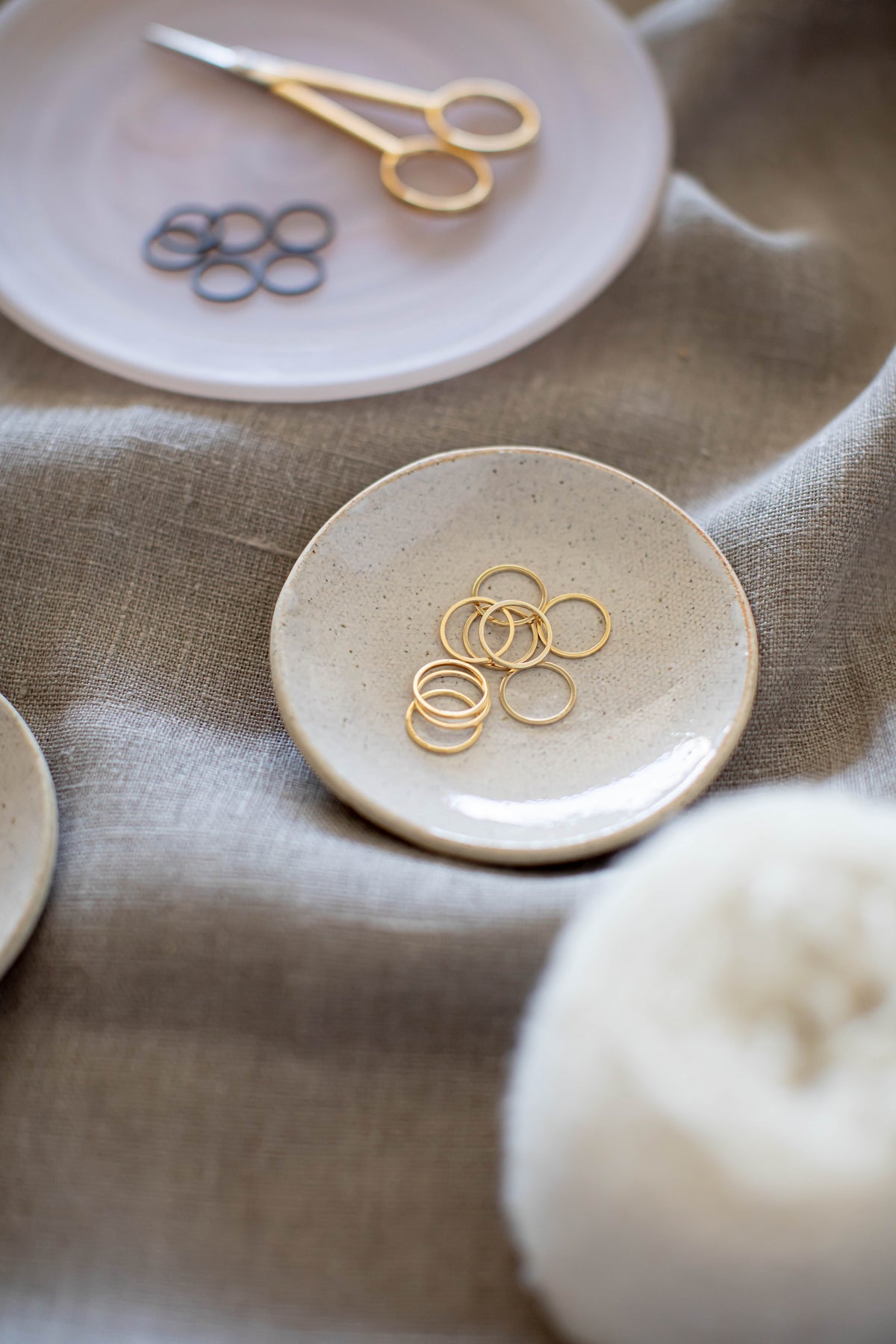 Minimal 14K Gold Stitch Markers - Round