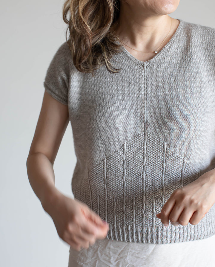 CFC Yak Fingering - Hikaru Pullover Kit with Pattern